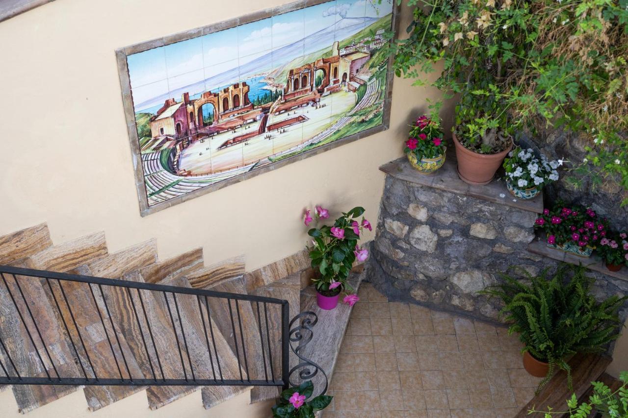 Tyche Apartaments & Rooms Taormina Exterior foto